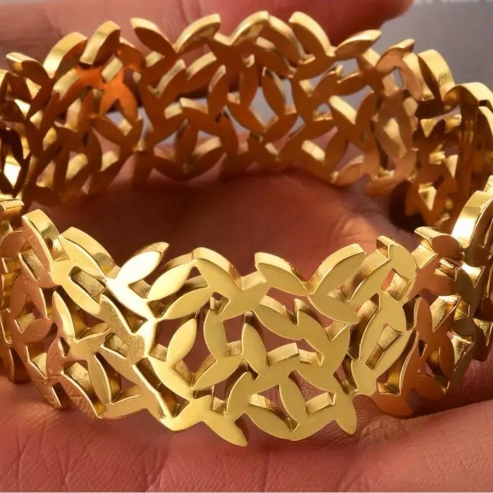 Chunky Leaf Wide Boho Bangle Bracelet - Picture 5 of 6